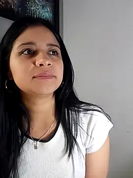 ValerieLove  online show from 10/01/25, 07:20