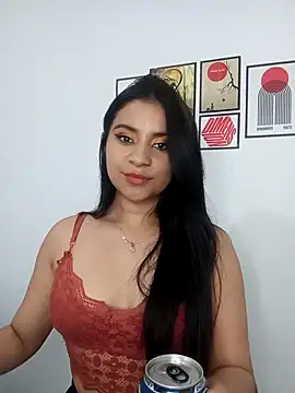Snapshot of ValerieLove_ chatting on 03/04/26, 11:33 ValerieLove online show from 03/04/26, 11:33