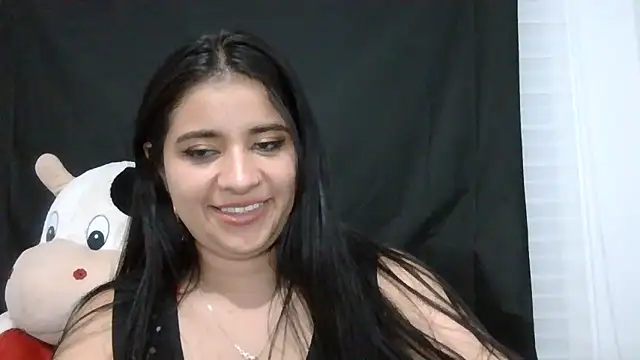 Snapshot of ValerieLove_ chatting on 03/08/26, 02:04 ValerieLove online show from 03/08/26, 02:04