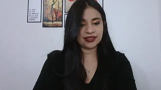 Snapshot of ValerieLove_ chatting on 03/18/26, 10:46 ValerieLove online show from 03/18/26, 10:46