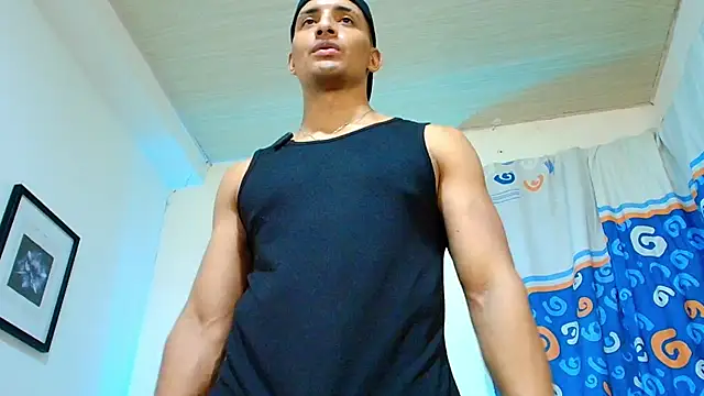 Snapshot of Smith_Fitness chatting on 06/12/26, 03:16 Smith Fitness online show from 06/12/26, 03:16