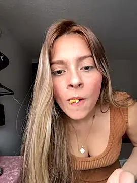 kendal blonde online show from 09/24/25, 09:07