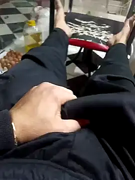 anis3g4 online show from 12/13/25, 11:10