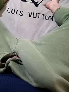 anis3g4 online show from 01/18/26, 02:32