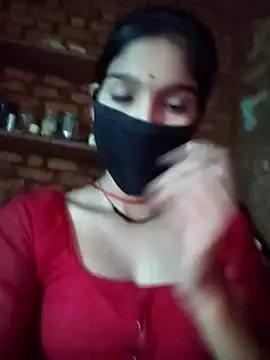 Snapshot of Yatiksha_Beby chatting on 10/28/25, 04:05 Yatiksha Beby online show from 10/28/25, 04:05