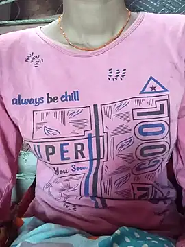 Snapshot of Yatiksha_Beby chatting on 01/06/26, 08:18 Yatiksha Beby online show from 01/06/26, 08:18