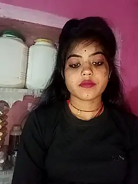 Snapshot of Yatiksha_Beby chatting on 02/18/26, 04:36 Yatiksha Beby online show from 02/18/26, 04:36