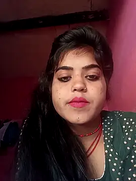 Snapshot of Yatiksha_Beby chatting on 02/21/26, 05:19 Yatiksha Beby online show from 02/21/26, 05:19