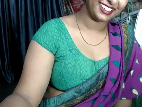 DearKimmi online show from 12/12/24, 11:25