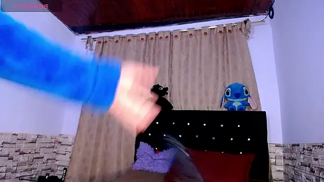 DaraKat18 online show from 01/08/26, 08:05