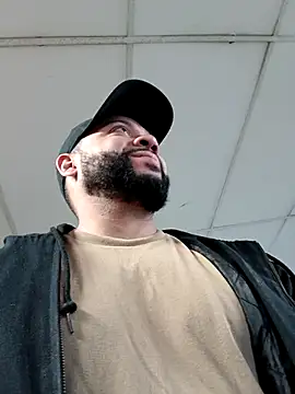 tripping385 online show from 10/04/25, 01:09