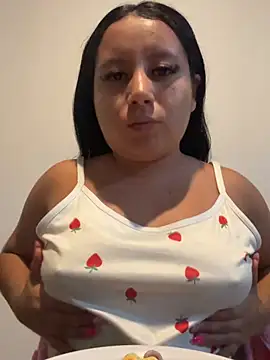 Alaia33200 online show from 07/29/26, 12:53