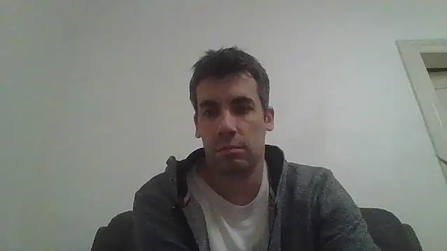 JulioIsHere4you online show from 11/24/25, 02:33