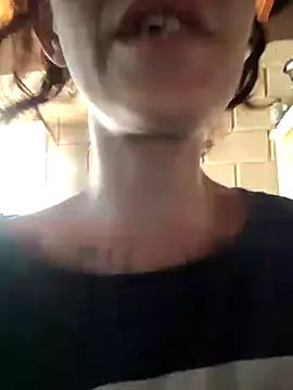 Almendrasexy online show from 10/26/25, 04:13