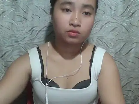 Snapshot of Ashley_sweet25 chatting on 10/06/25, 05:38 Ashley sweet25 online show from 10/06/25, 05:38