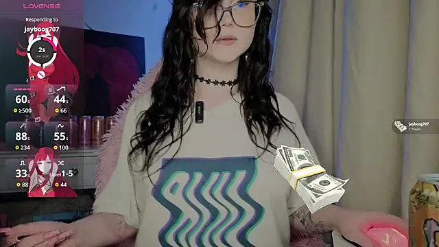 Snapshot of hornyprincess19 chatting on 05/03/26, 05:30 hornyprincess19 online show from 05/03/26, 05:30