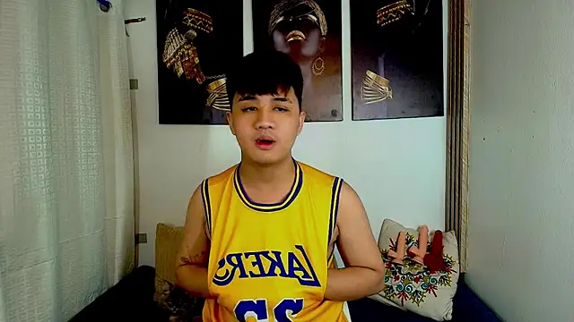 KentAivan online show from 09/17/25, 03:46