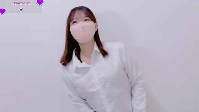 Mayu o19o online show from 04/24/26, 03:14