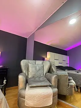 Samantha Milf   online show from 03/29/26, 01:00