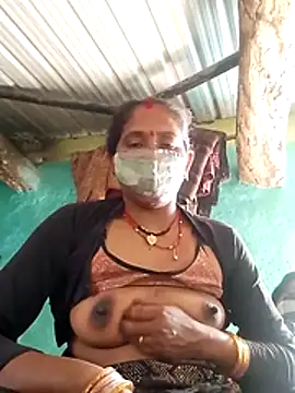 CUTE-004 online show from 04/08/26, 10:04