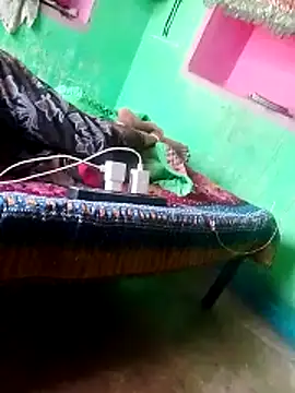 CUTE-004 online show from 04/09/26, 07:36