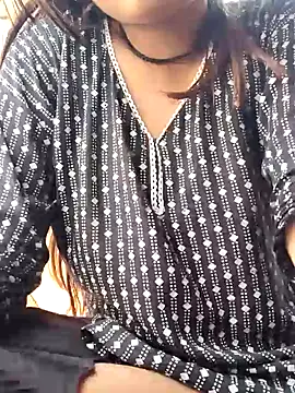 Janvi Jaitly online show from 09/26/25, 06:28