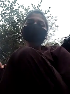 Janvi Jaitly online show from 11/26/25, 01:17