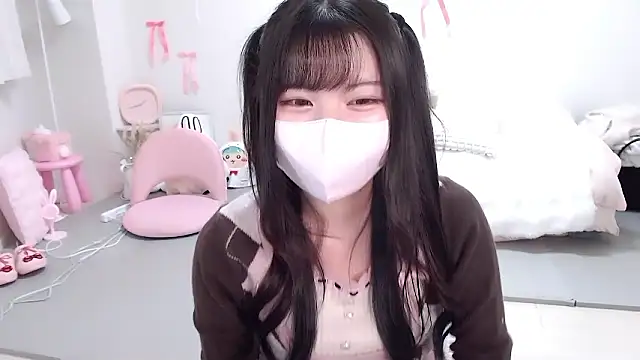 moka-neko online show from 12/03/25, 01:20