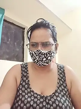 Snapshot of Your-vipasha chatting on 07/07/26, 05:06 Your-vipasha online show from 07/07/26, 05:06