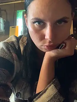 ksenia123 online show from 09/18/25, 12:07