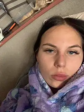 ksenia123 online show from 10/03/25, 06:32