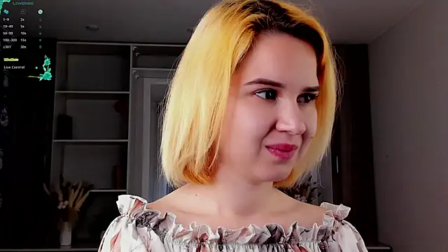 AgnesSonnek online show from 09/13/25, 01:38