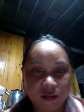 Snapshot of -Kitty-92 chatting on 09/09/25, 03:28 -Kitty-92 online show from 09/09/25, 03:28