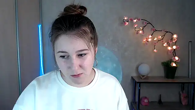 Milka kamila online show from 05/07/26, 12:32