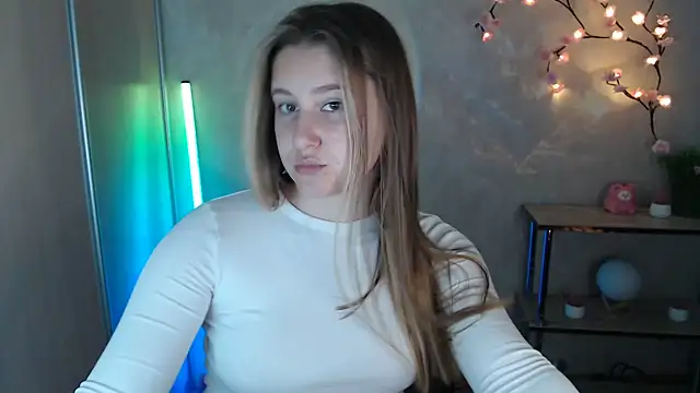 Snapshot of Milka_kamila chatting on 07/08/26, 11:58 Milka kamila online show from 07/08/26, 11:58