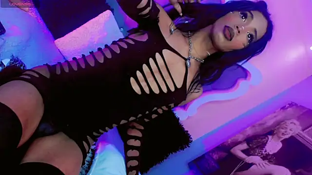 BabyAmatiis  online show from 09/15/25, 11:32