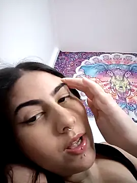 ApenasLys online show from 10/18/25, 09:15