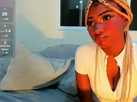 SophiaBloss online show from 05/02/26, 09:31