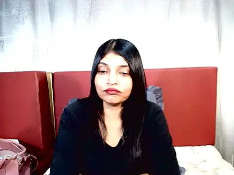 Snapshot of IndianAlisha chatting on 07/02/26, 12:43 IndianAlisha online show from 07/02/26, 12:43