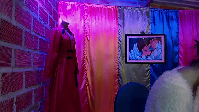 Moira-Hot online show from 10/31/25, 07:09