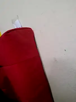 Snapshot of Monse--145 chatting on 10/24/25, 09:22 Monse--145 online show from 10/24/25, 09:22