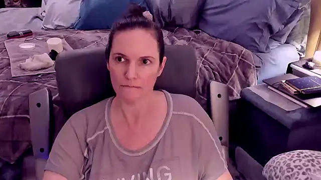 ninajaymes online show from 01/04/25, 03:40