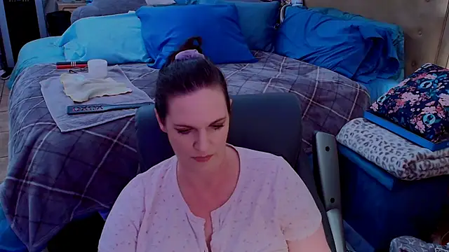 Snapshot of ninajaymes chatting on 06/11/26, 11:47 ninajaymes online show from 06/11/26, 11:47