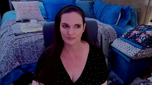 Snapshot of ninajaymes chatting on 06/15/26, 11:18 ninajaymes online show from 06/15/26, 11:18