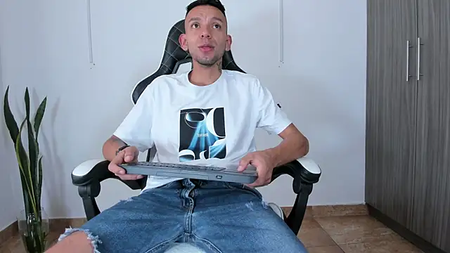 Jhors Silv online show from 09/14/25, 03:44