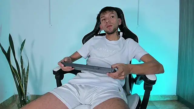 Jhors Silv online show from 09/18/25, 12:34