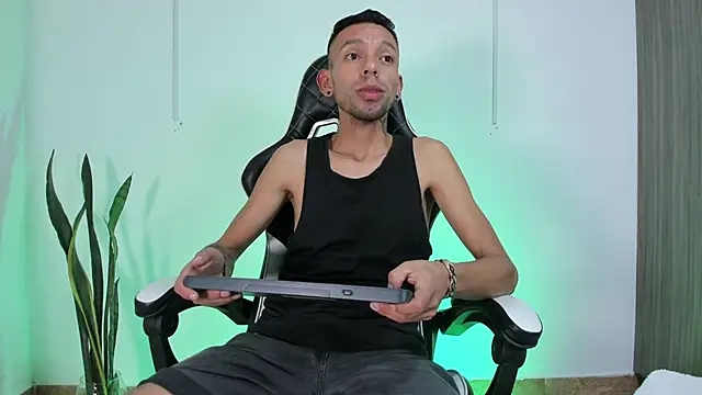 Jhors Silv online show from 10/07/25, 12:41