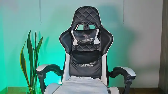 Jhors Silv online show from 10/19/25, 01:50