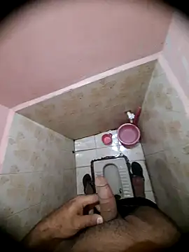 Pyasi Bhabhi 90 online show from 10/28/25, 04:27