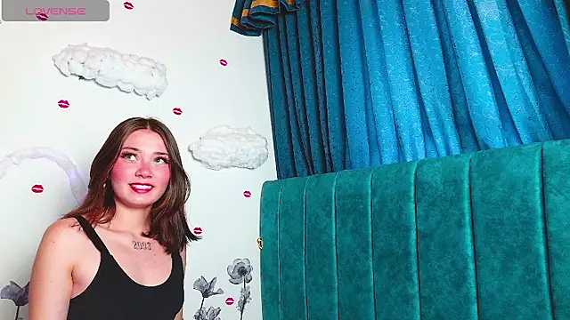 MilaFyre online show from 09/18/25, 04:42